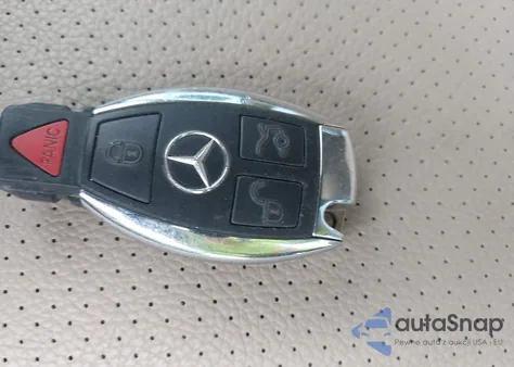 2010 Mercedes-Benz C 300 Luxury 4Matic from USA, damaged, VIN WDDGF8BB0AF447832